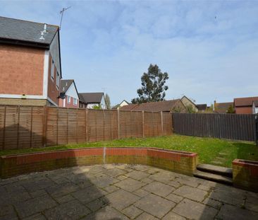 3 bedroom house to rent Peppercorn Close, CO4 - Photo 2