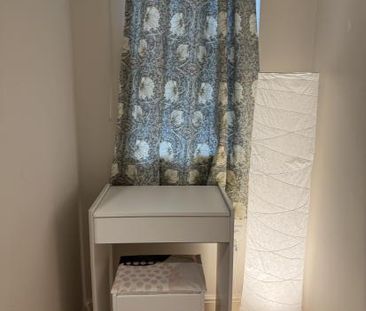 Friendly Home for Weekday Let - Photo 5