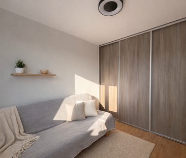 Mieszkanie z balkonem, salon z oddzielną kuchnią i garderobą - Zdjęcie 2