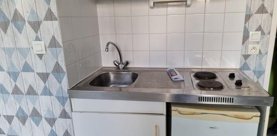 Location Appartement 1 pièce 23m² ROUEN 76000 - Photo 2