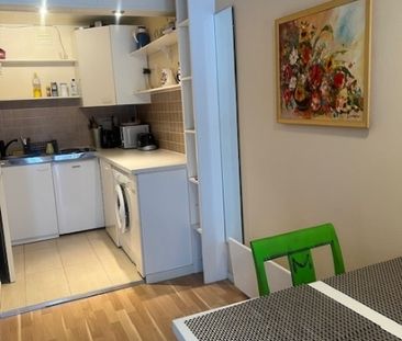 Tullinge - 1rok - tillsv - 8.050kr/mån - Photo 1