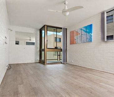 2 Bedroom Unit in the Heart of Cotton Tree&excl; - Photo 1