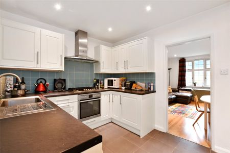 Vaughan Estate, E2 - Photo 2