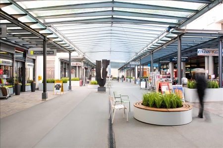 "Living in the center - relaxed living!" - Photo 4