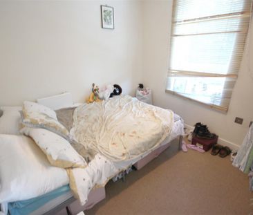 1 Bedroom Flat/Apartment To Let - Photo 2