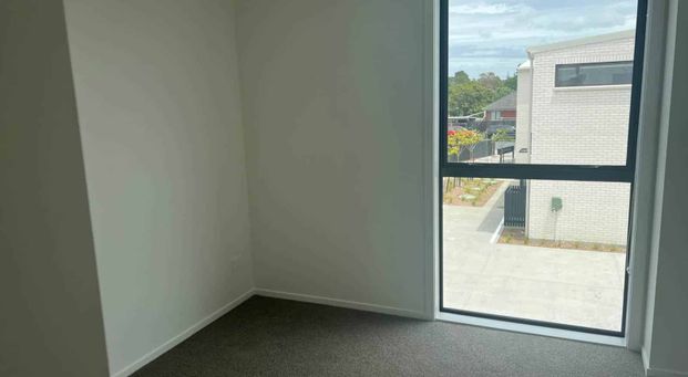 New and very modern - Photo 1