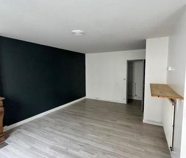 A LOUER ANGERS CENTRE VILLE - Un appartement de 3 ... - Photo 2