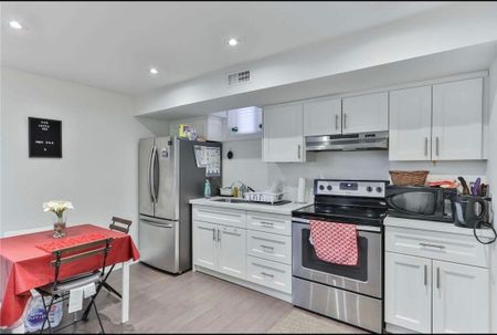 For Lease - 36 Flavian Crescent Unit# Bsmt, Toronto, Ontario - Photo 5