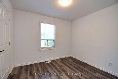 For Lease - 14 Graham Avenue, Hamilton, Ontario - Photo 5