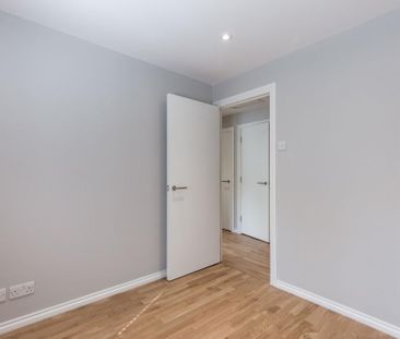 2 bedroom ground floor flat to rent - Photo 5