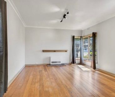 Williamstown - Photo 4