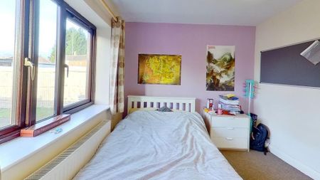 6 bedroom semi-detached house to rent - Photo 3