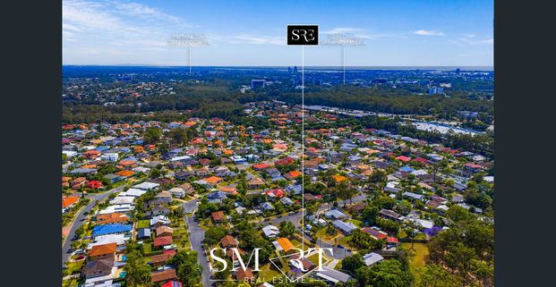 Renovated Gem - Move-In Ready Family Home! Close to Bunnings, M1 Motorway, Uni & Hospital! - Photo 1