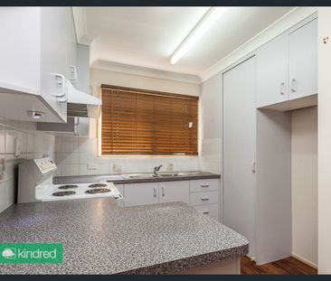 3 bedroom low-set family home! - Photo 2