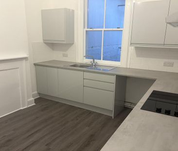 3 bedroom maisonette to rent - Photo 5