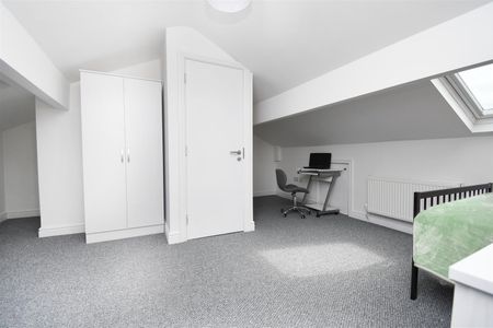 1 bed house share to rent in Christian Road, Preston, PR1 - Photo 2