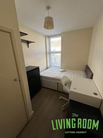 8 bedroom house share to rent - Photo 3