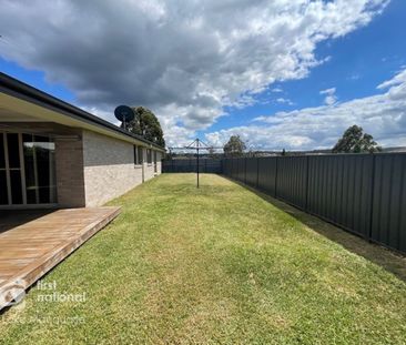 GREAT LOCATION, CHARACTER, AND CHARM! - Photo 4