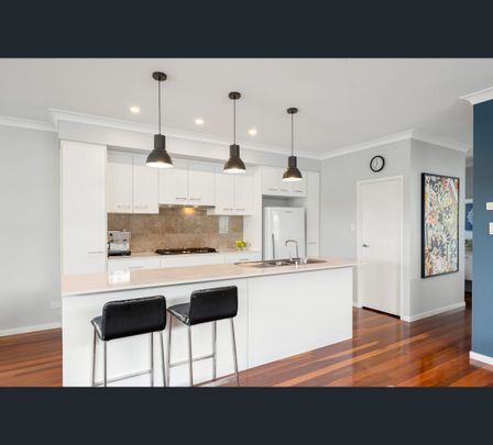 93 White Street, Wavell Heights, Qld 4012 - Photo 1