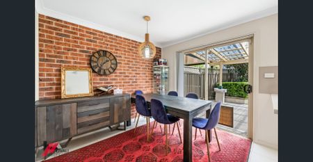 Charming Duplex at the Border of Wentworthville & Old Toongabbie - Photo 2