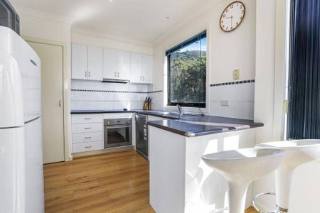 Relax and Unwind in a Fully Furnished Home – Available Now! - Photo 2