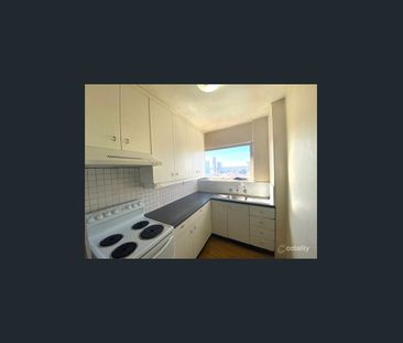 Perfectly Positioned 2 Bed Unit In Parramatta CBD! - Photo 5