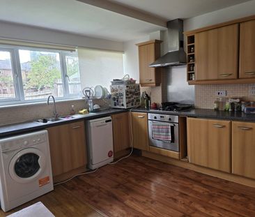 3 Bed Semi-Detached House, Bankwell Street, M15 - Photo 5