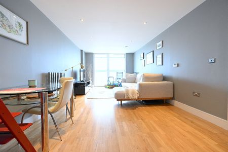 2 Bed Flat, Dundas Court, SE10 - Photo 3