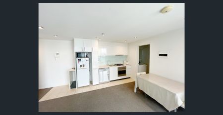 Fully Furnished 2 Bed 1 Bath - Photo 4