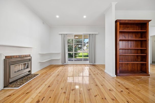 Spacious family home - Photo 1