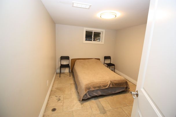 For Lease - 81A Shaver Avenue Unit# Lower, Toronto, Ontario - Photo 1