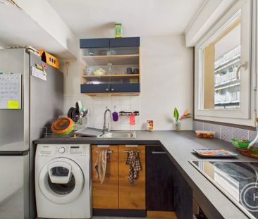 Location Appartement 2 pièces 44m² NICE 06300 - Photo 5