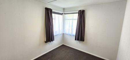 57 Awanui Street, Merrilands, New Plymouth - Photo 3
