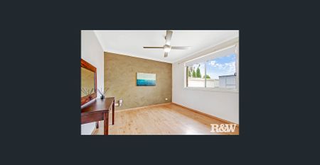 Ideal Location - Photo 2