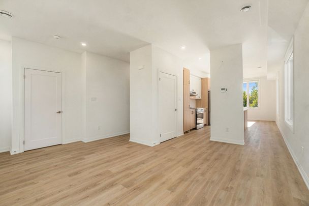 For Lease - 255 Castor Street Unit# 200, Russell, Ontario - Photo 1