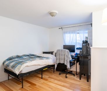 For Lease - 65 Cloverdale Drive, Brampton, Ontario - Photo 6