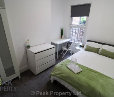 Special Cashback Offer! £100.00 Ground Floor Room - Room 2, St. Ann... - Photo 1