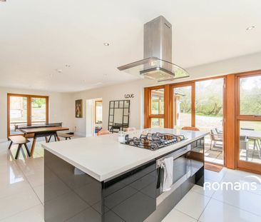 Manor Barns Lane, Finchampstead, Wokingham, RG40 - Photo 5