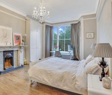 3 bedroom flat to rent - Photo 4