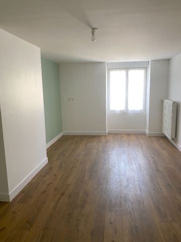 Location maison 5 pièces, 110.00m², Changé - Photo 5