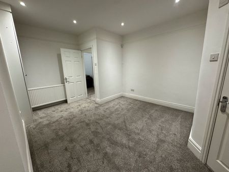 1 Bed Terraced House, Penny Lane, L18 - Photo 4
