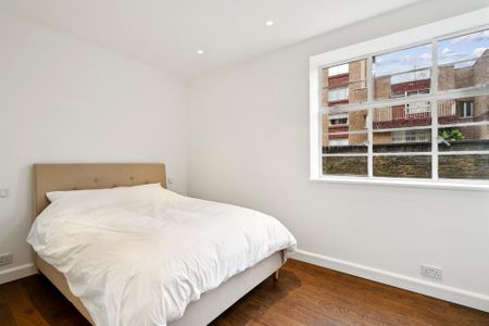3 bedroom flat to rent - Photo 3