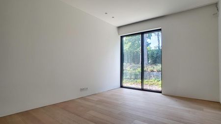 Prince of Orange: Sumptuous 4 bedroom apartment. + garden - Photo 4