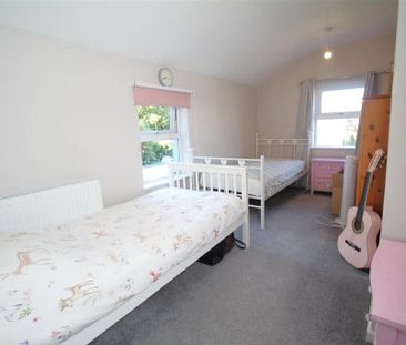 4 bedroom terraced house to rent - Photo 6