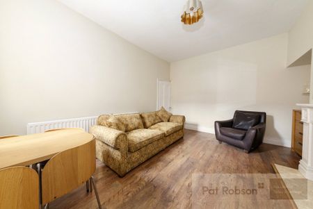 Ashleigh Grove, Newcastle Upon Tyne - Photo 2