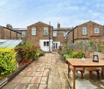 2 bedroom terraced house to rent - Photo 5