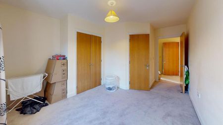 2 bedroom flat to rent - Photo 5