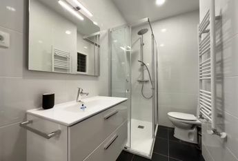 Carrer de Sardenya, Barcelona, Catalonia 08018