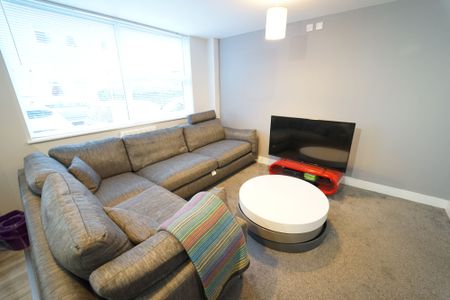 Flat 1, 10 Middle Street, NG9 1FX, NOTTINGHAM - Photo 5