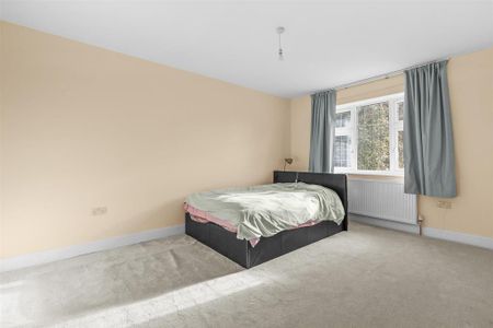 4 bedroom detached house to rent - Photo 5